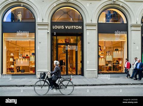 Louis Vuitton Firenze Store in Firenze, Italy .